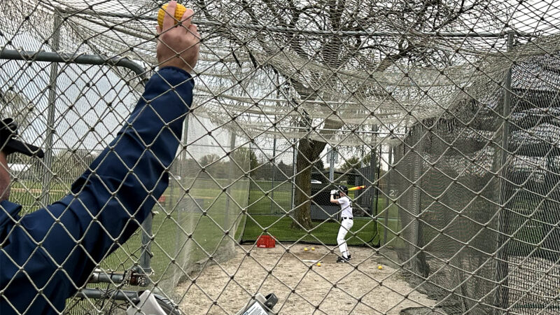 renegades-outside-cage coach