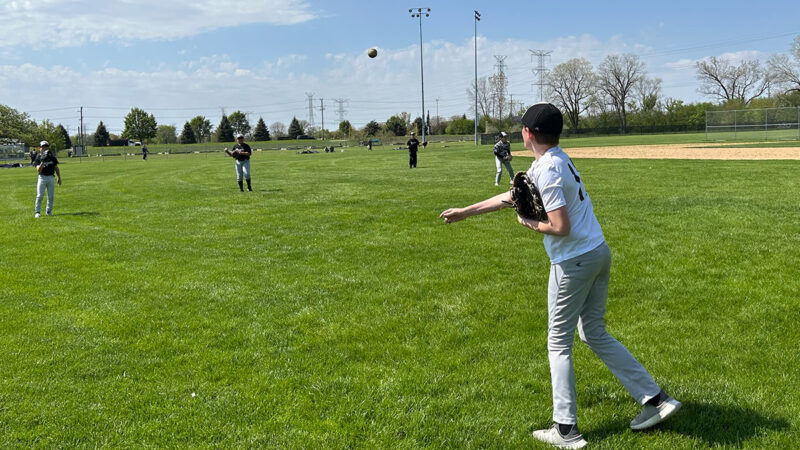 renegades-outside-throw-field